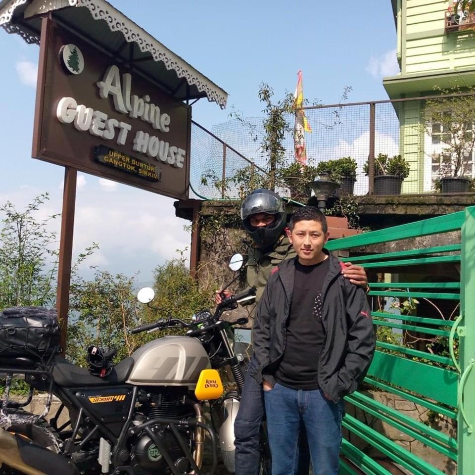 Alpine Guest House Gangtok Ngoại thất bức ảnh